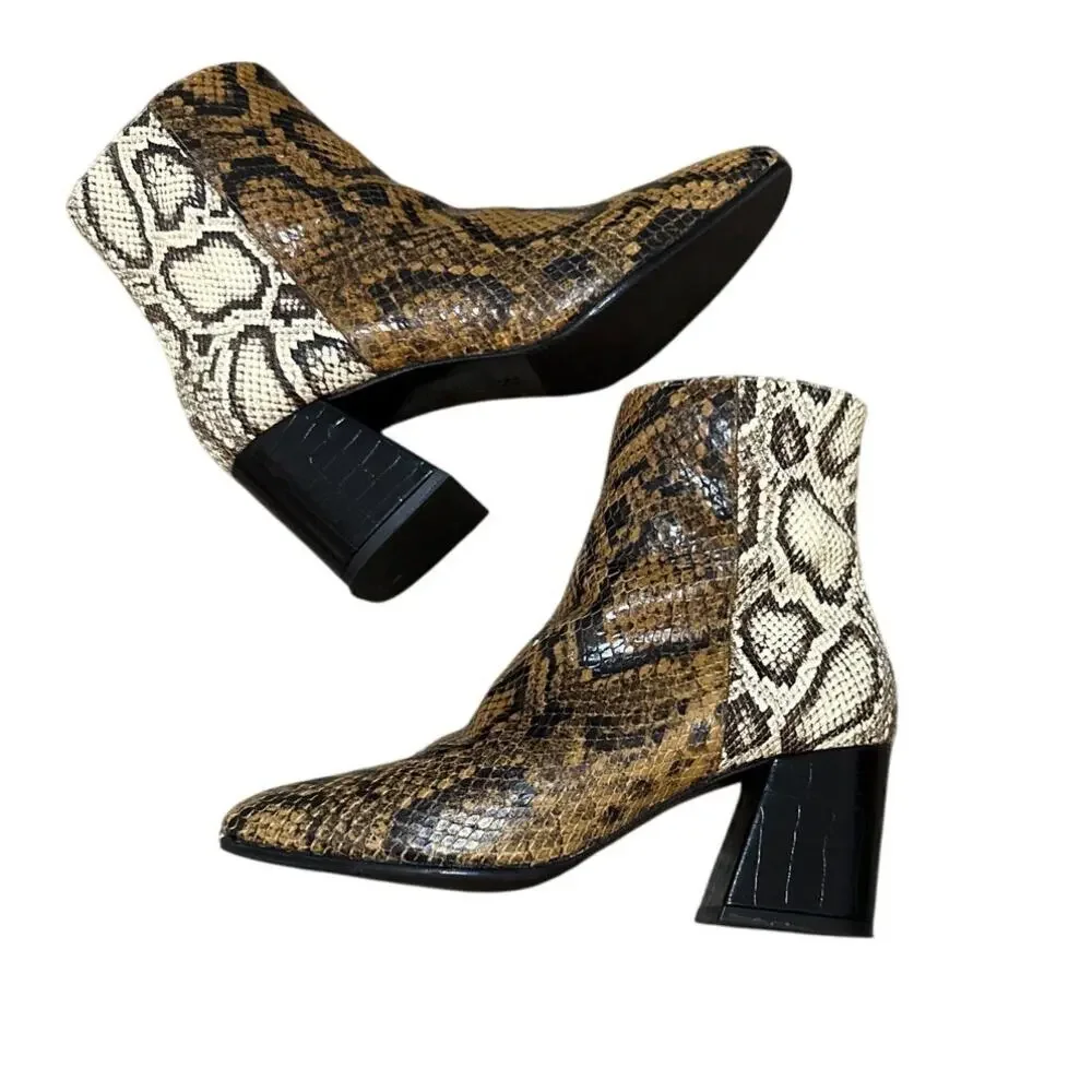 Freda Salvador Charm Leather Block Heel Ankle Boots Size 5.5